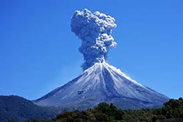 机の上で見てみよう：地質現象を模擬する実験